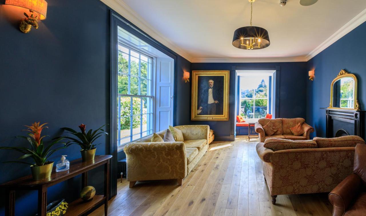 Picton-House Hotel Llandowror Bagian luar foto