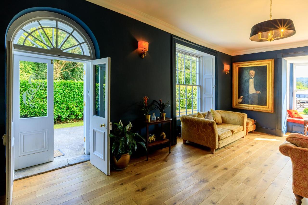 Picton-House Hotel Llandowror Bagian luar foto