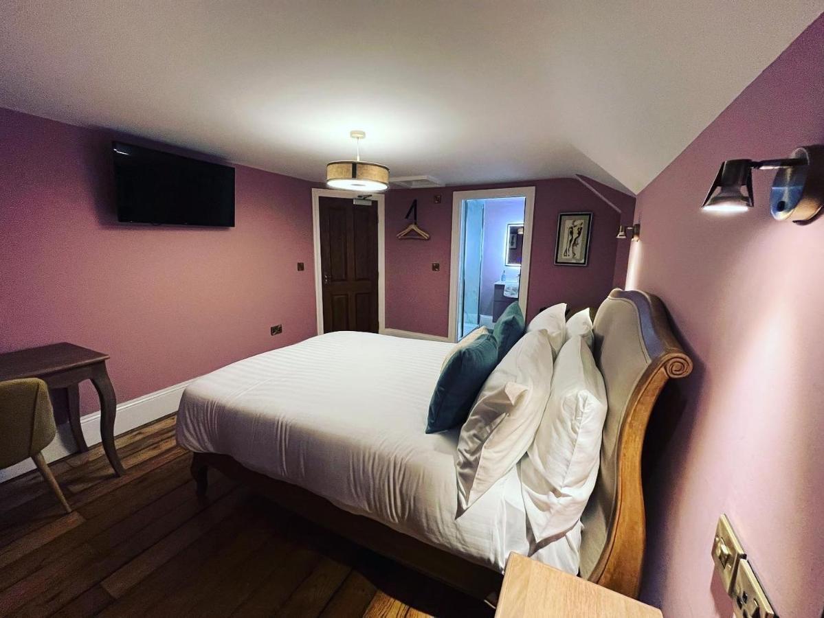 Picton-House Hotel Llandowror Bagian luar foto