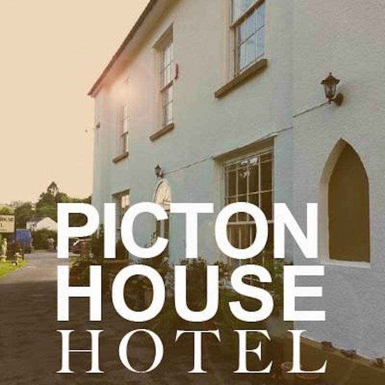 Picton-House Hotel Llandowror Bagian luar foto